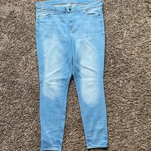 Old Navy Rockstar high rise skinny jeans